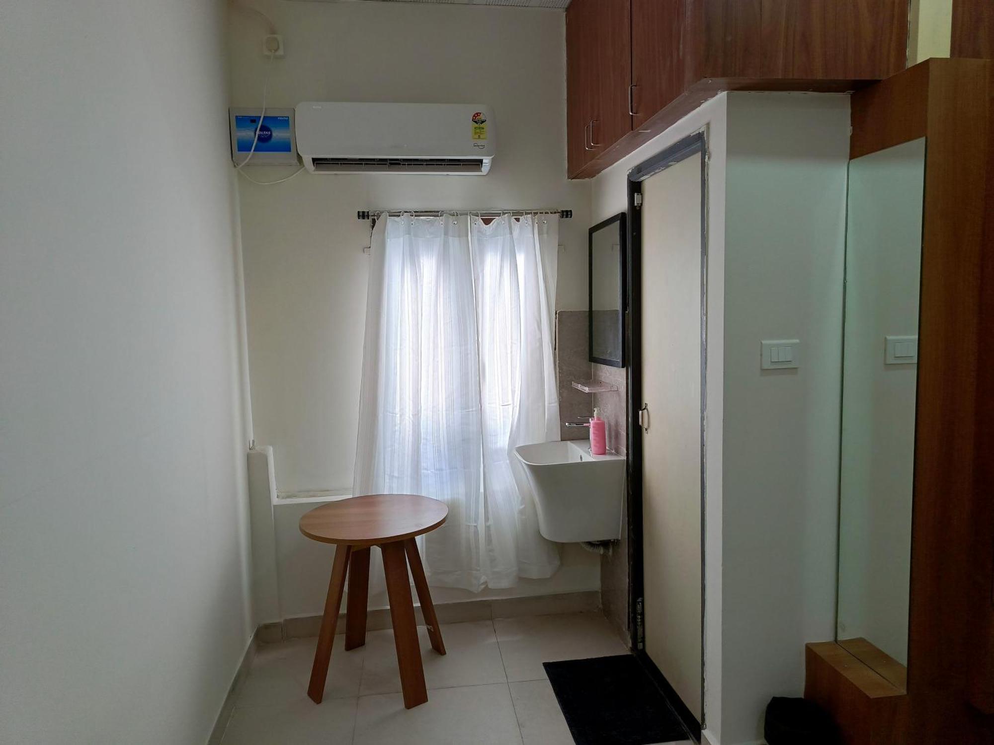 Отель Sm Residency Бхубанешвара Экстерьер фото